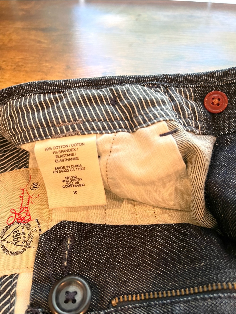 Gap 1969 Limited Edition Dark Wash Denim Skirt Size 10 Button Detail - Picture 6 of 9